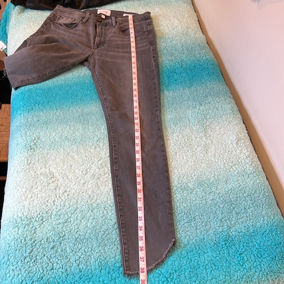 🔥Frame Women's Black Jeans🔥 - Picture 4 of 10